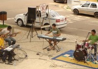 Edson Zanata transforma as praças públicas em Espaços Musicais