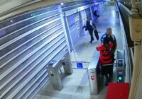 Agentes do BRT Seguro prendem homem que vandalizou estação Cesarão II