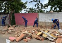 Seop realiza demolição de construções irregulares em Senador Vasconcelos